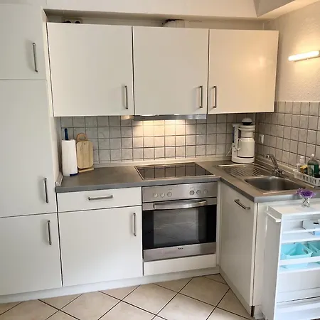 Apartment With Garden In Reil, Cleaning Included Reil