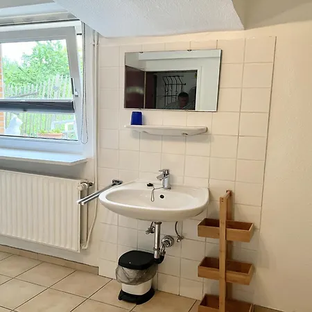 With Garden In Reil, Cleaning Included Apartment *