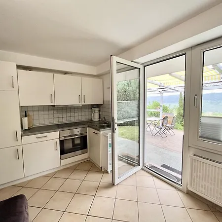 With Garden In Reil, Cleaning Included Apartment