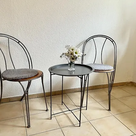 Apartment Malerisches In Reil, Cleaning Included *